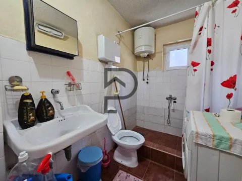 Izdavanje, stan, 25m², Drac, Podgorica - image 2