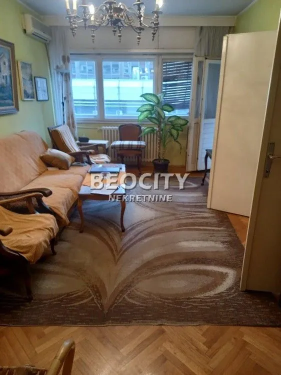 Prodaja, trosoban stan, 78m², Palilulska Pijaca, Palilula Sve Podlokacije