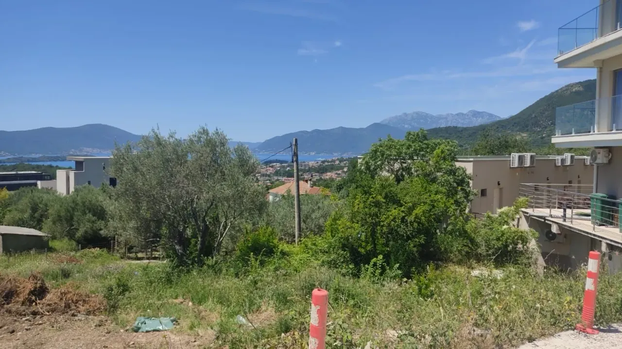Sale, land lot, 351m², Kavač, Kotor