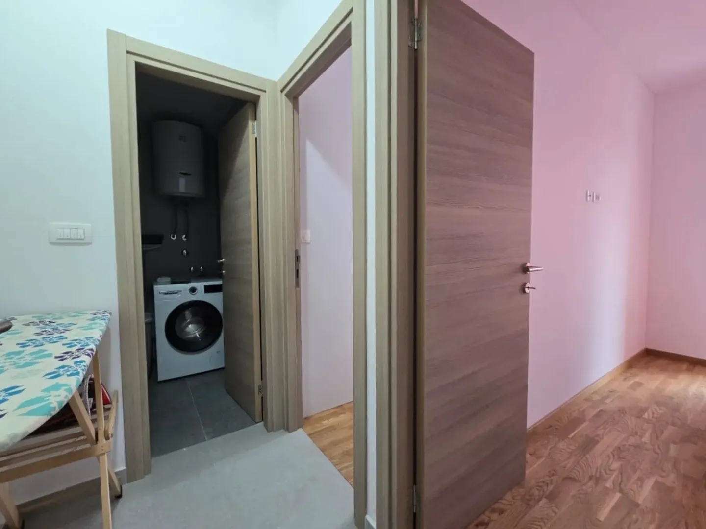 Izdavanje, dvosoban stan, 73m², Zabjelo, Podgorica