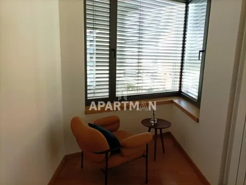 Izdavanje, četvorosoban stan, 120m², Stari Grad, Beograd - image 10