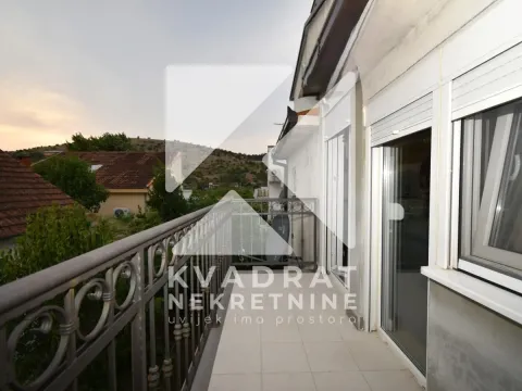 Izdavanje, trosoban stan, 100m², Zelenika, Podgorica - image 16