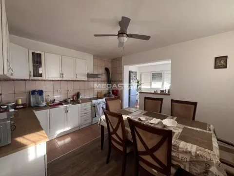 Prodaja, kuća, 184m², Vrčin, Grocka - image 19