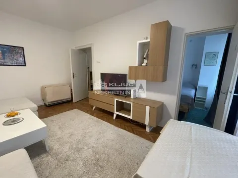 Izdavanje, jednosoban stan, 39m², Savski Venac, Beograd - image 5