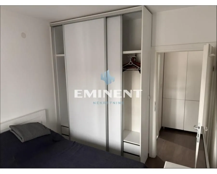 Izdavanje, dvosoban stan, 44m², Palilula Sve Podlokacije, Beograd