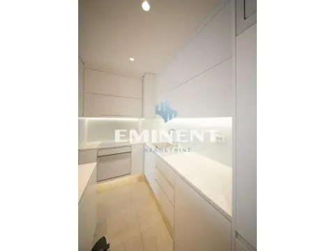 Izdavanje, trosoban stan, 72m², Novi Beograd Sve Podlokacije, Beograd - image 5