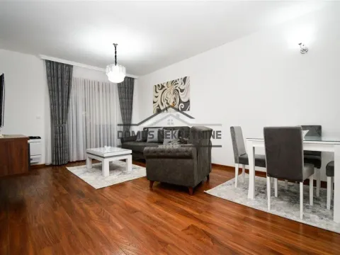 Izdavanje, dvosoban stan, 70m², Master Kvart, Podgorica - image 12