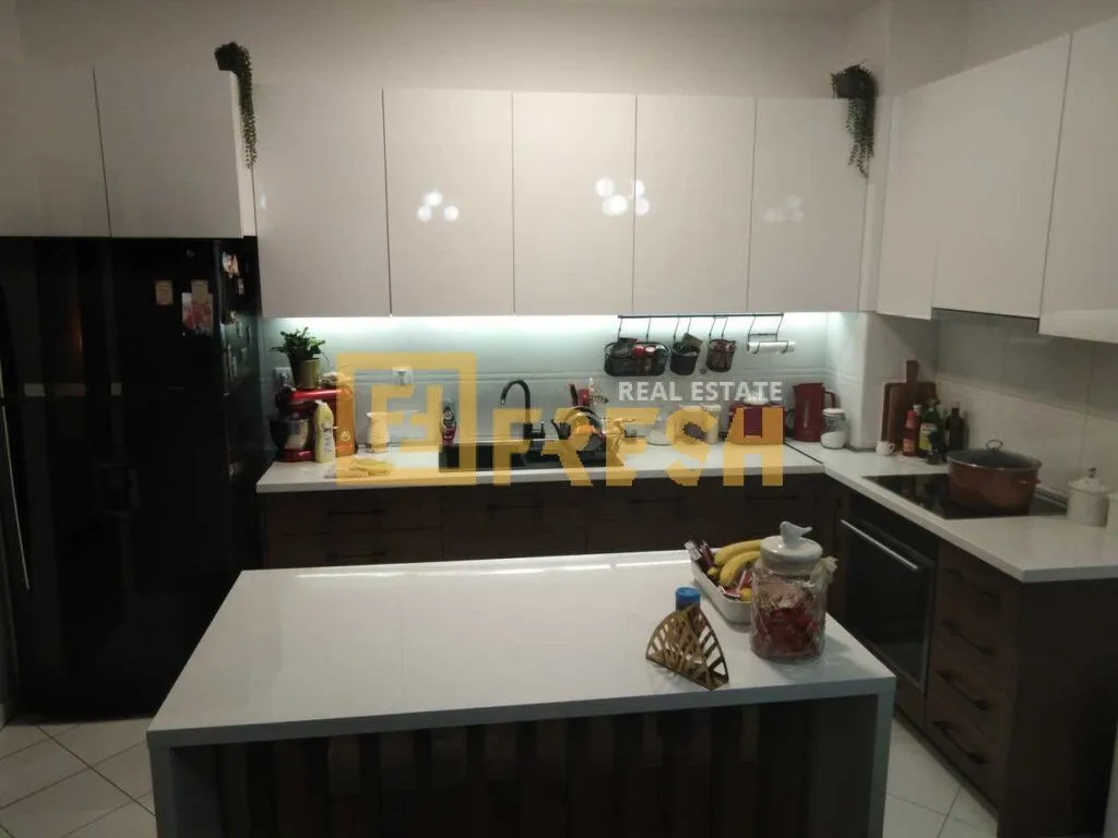 Izdavanje, dvosoban stan, 89m², Momišići, Podgorica