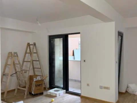 Sale, studio apartment, 35m², Adok, Budva - image 4