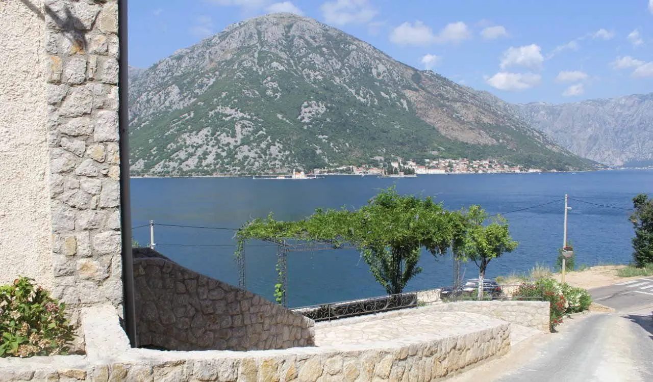 Sale, house, 235m², Kostanjica, Kotor