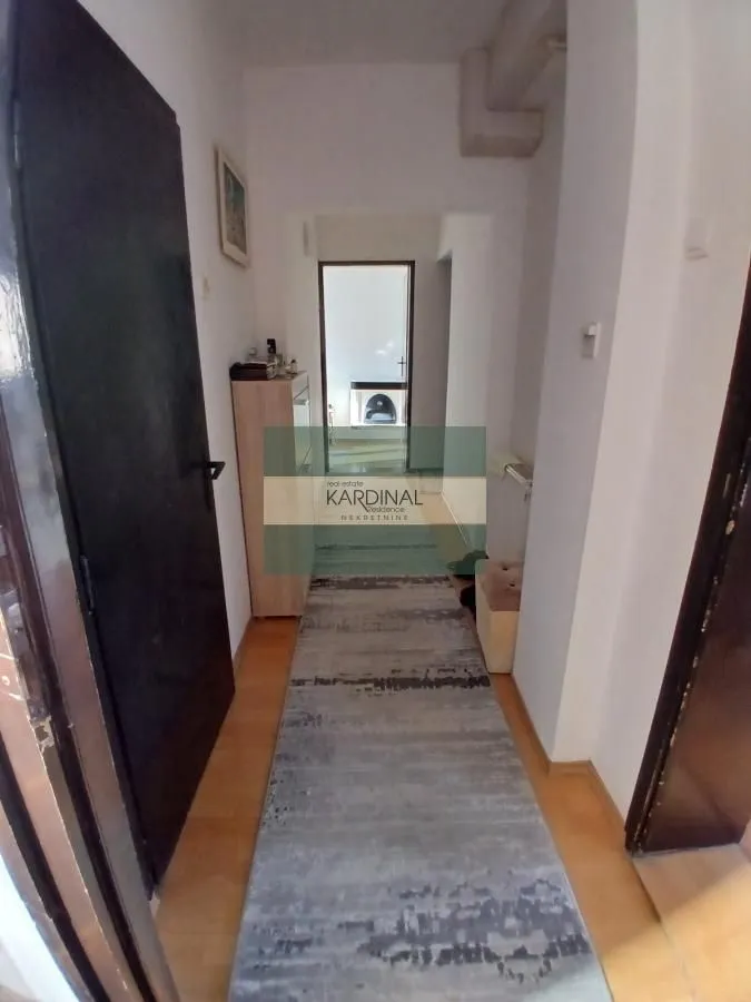 Prodaja, kuća, 240m², Jabučar, Kragujevac