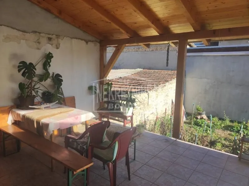 Prodaja, kuća, 99m², Mali Bajmok, Subotica