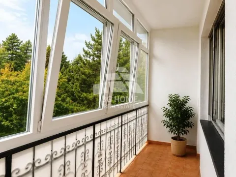 Rent, three bedroom apartment, 91m², Savski Venac, Beograd - image 6