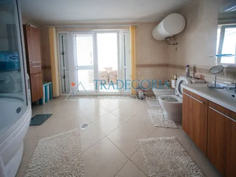 Prodaja, kuća, 265m², Dobra Voda, Bar - image 10