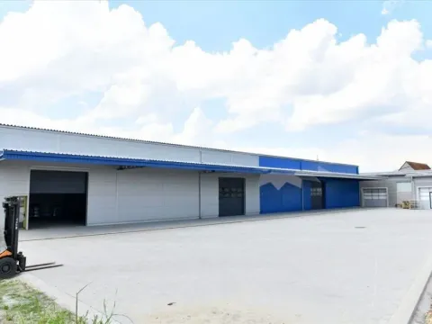 Rent, office space, 920m², Centar, Čačak - image 3