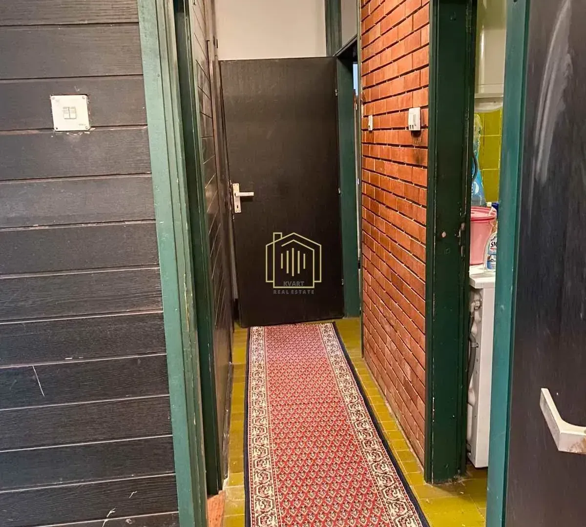 Izdavanje, trosoban stan, 96m², Blok 5, Podgorica