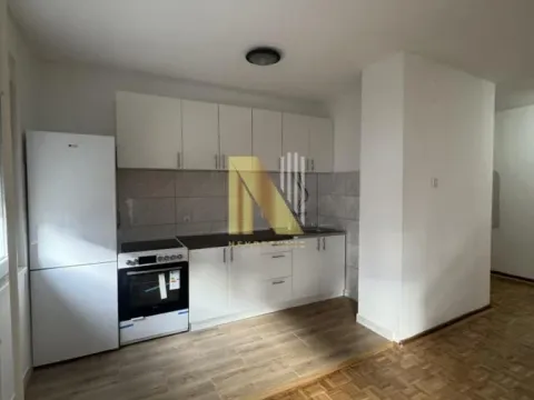 Rent, office space, 85m², Bulevar Oslobodjenja, Novi Sad Sve Podlokacije - image 12