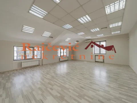 Rent, office space, 183m², Savski Venac, Beograd - image 1