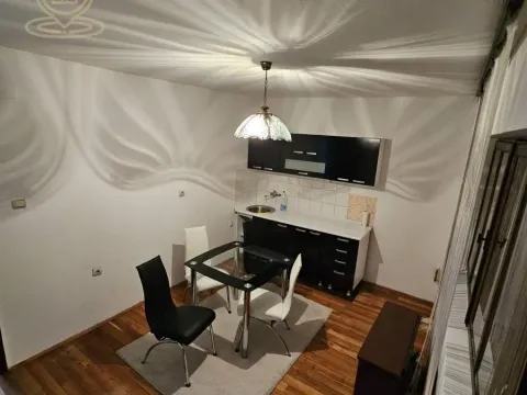 Izdavanje, dvosoban stan, 60m², Telep, Novi Sad Sve Podlokacije - image 5