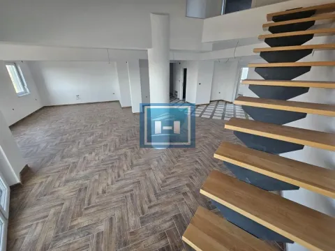 Prodaja, četvorosoban stan, 150m², Jagodnjak, Paraćin - image 16