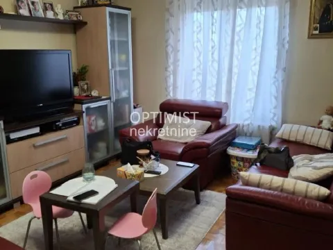 Sale, two bedroom apartment, 69m², Retenzija, Beograd - image 1
