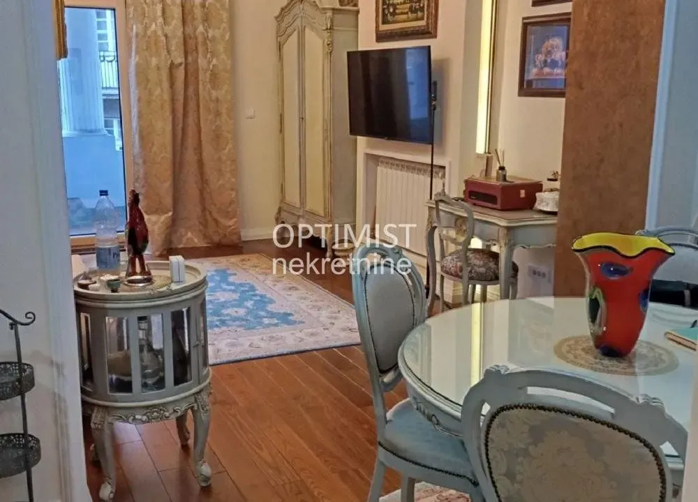 Sale, two bedroom apartment, 43m², Stari Grad, Beograd