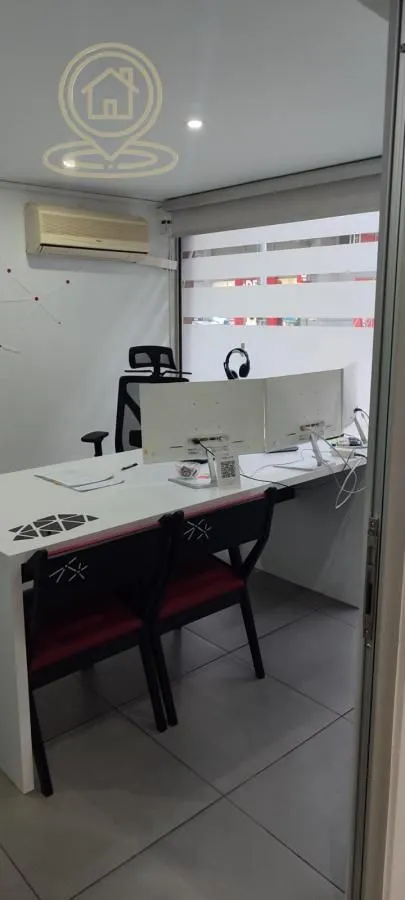 Sale, office space, 274m², Grbavica, Novi Sad Sve Podlokacije