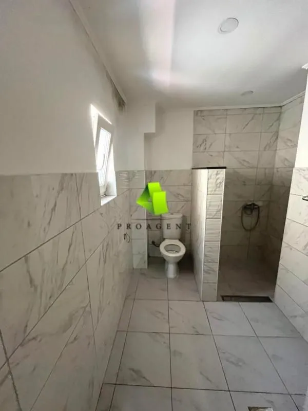Izdavanje, poslovni prostor, 70m², Medijana, Niš