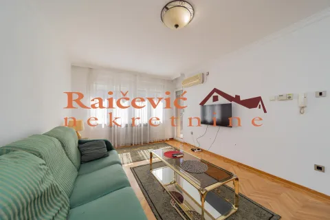 Rent, two bedroom apartment, 60m², Autokomanda, Voždovac Sve Podlokacije - image 6