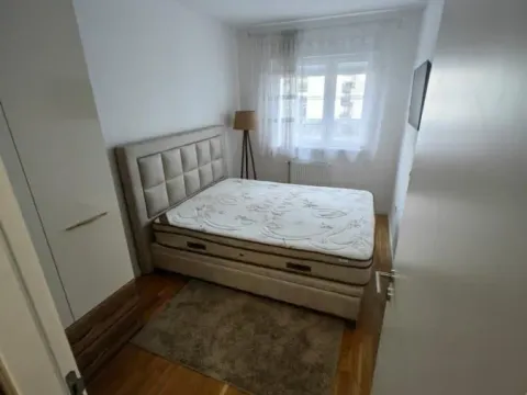 Izdavanje, jednosoban stan, 37m², Novo naselje, Novi Sad - image 4