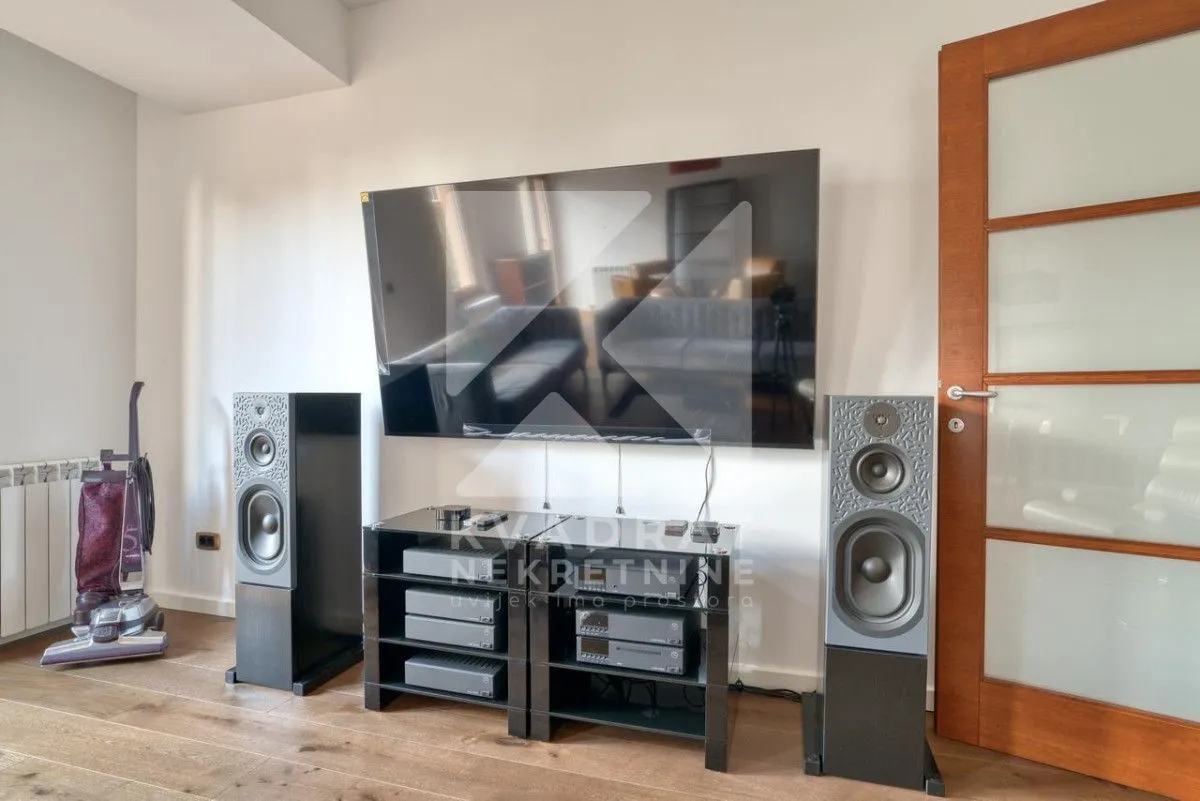 Rent, two bedroom apartment, 90m², Centar, Podgorica