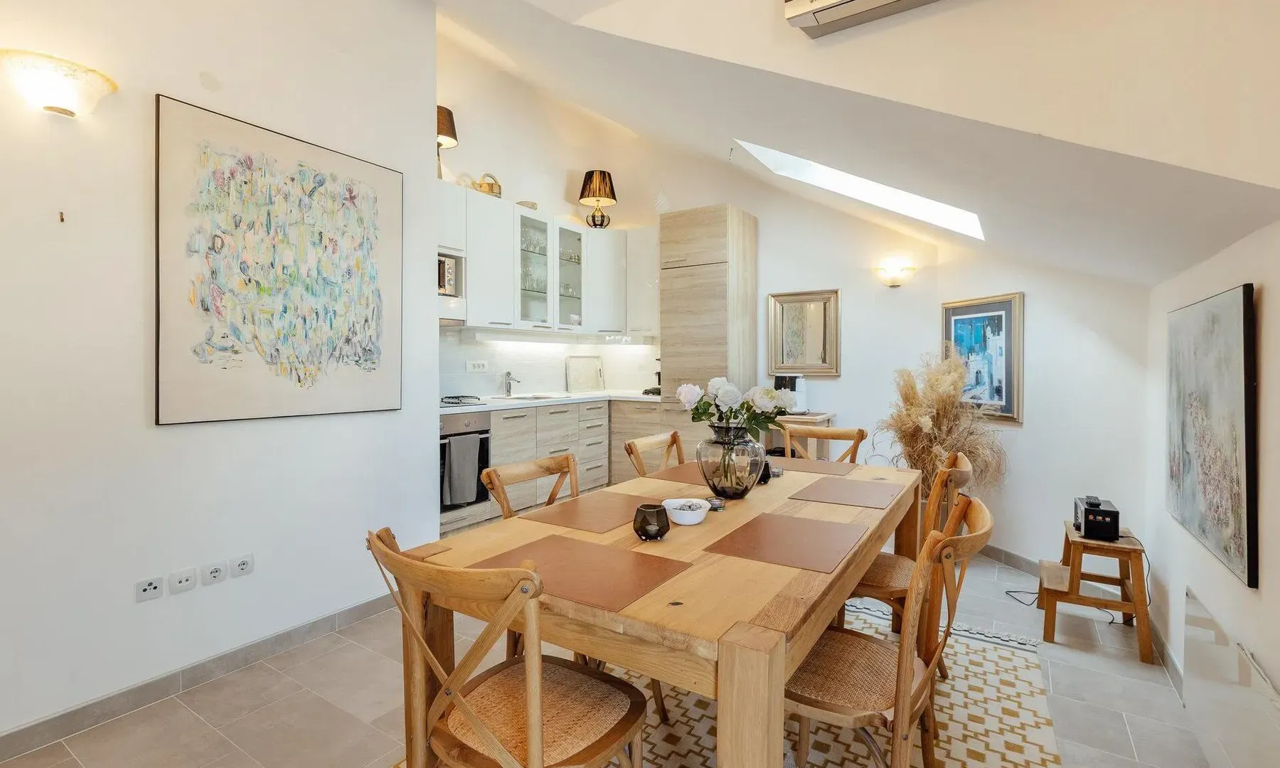 Sale, three bedroom apartment, 172m², Bunovići, Kotor