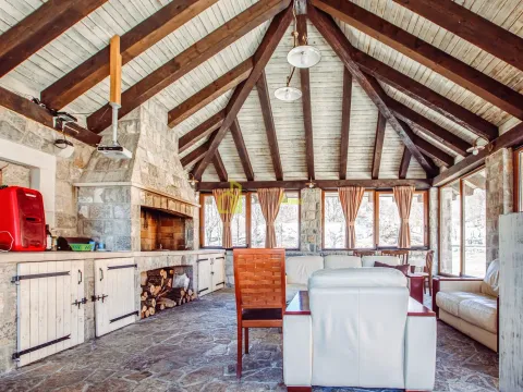 Prodaja, kuća, 285m², Cetinje, Crna Gora - image 8