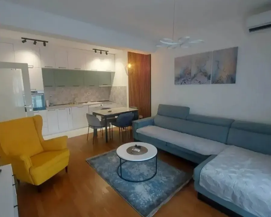 Izdavanje, dvosoban stan, 68m², Zabjelo, Podgorica