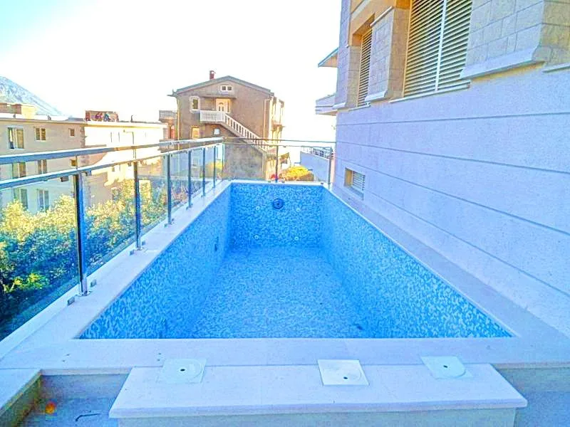 Prodaja, ugostiteljski objekat, 1490m², Bečići, Budva