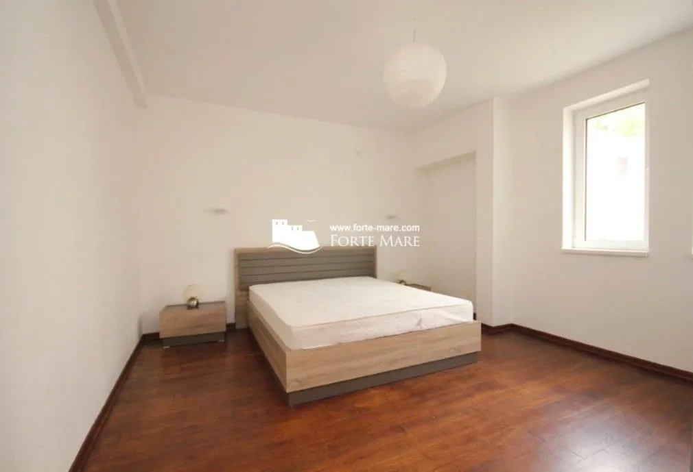Prodaja, dvosoban stan, 98m², Herceg Novi, Crna Gora