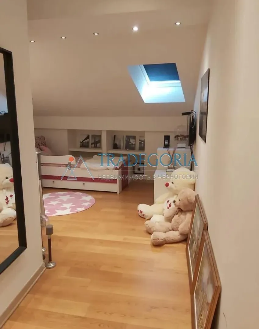 Prodaja, trosoban stan, 230m², Rafailovići, Budva