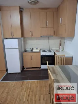 Rent, two bedroom apartment, 45m², Novo naselje, Novi Sad - image 7