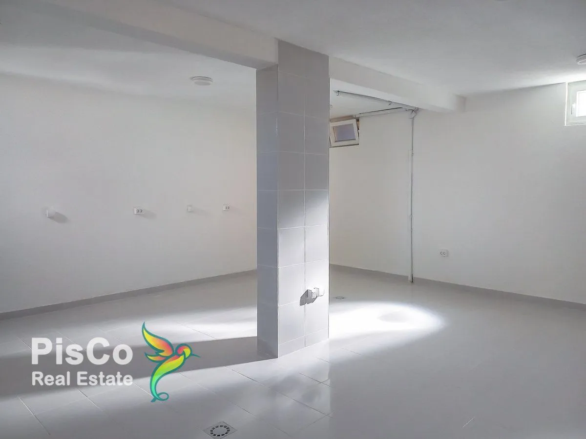 Rent, apartment, 140m², Tološi, Podgorica