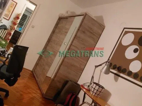 Izdavanje, trosoban stan, 75m², Centar, Novi Sad - image 18