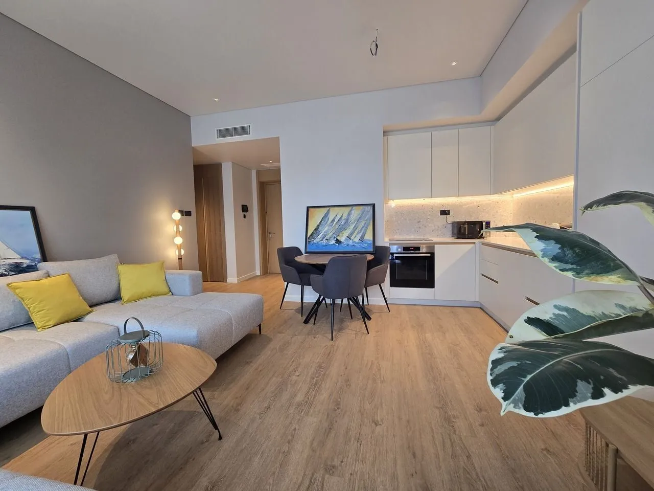 Rent, two bedroom apartment, 93m², Tivat, Crna Gora