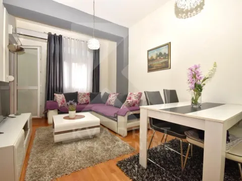 Rent, one bedroom apartment, 42m², Ljubović, Podgorica - image 2