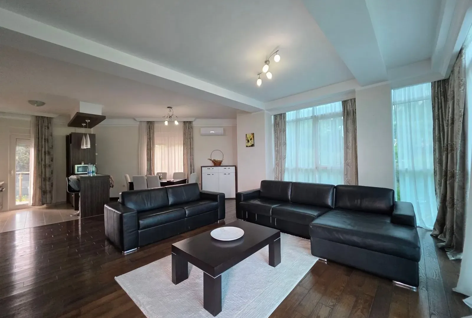 Sale, two bedroom apartment, 89m², Bečići, Budva