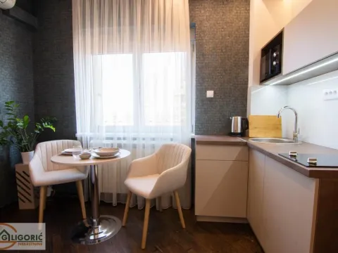 Prodaja, četvorosoban stan, 109m², Stari Grad, Beograd - image 14