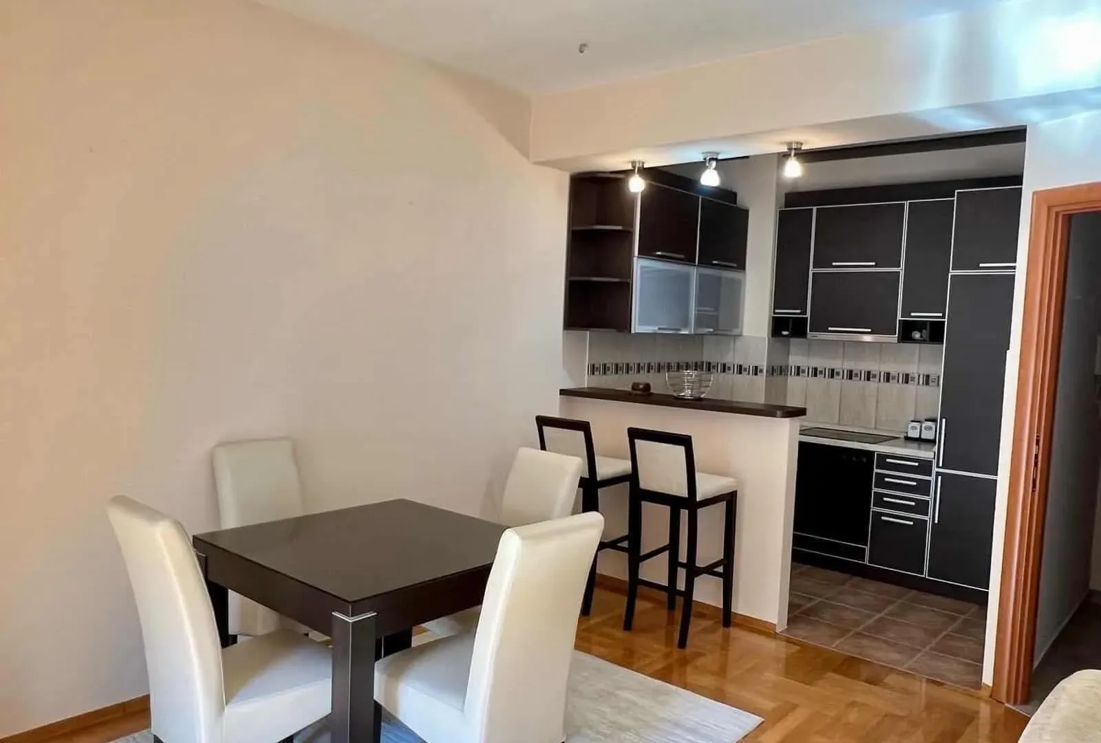 Rent, one bedroom apartment, 54m², Krivi Most, Podgorica