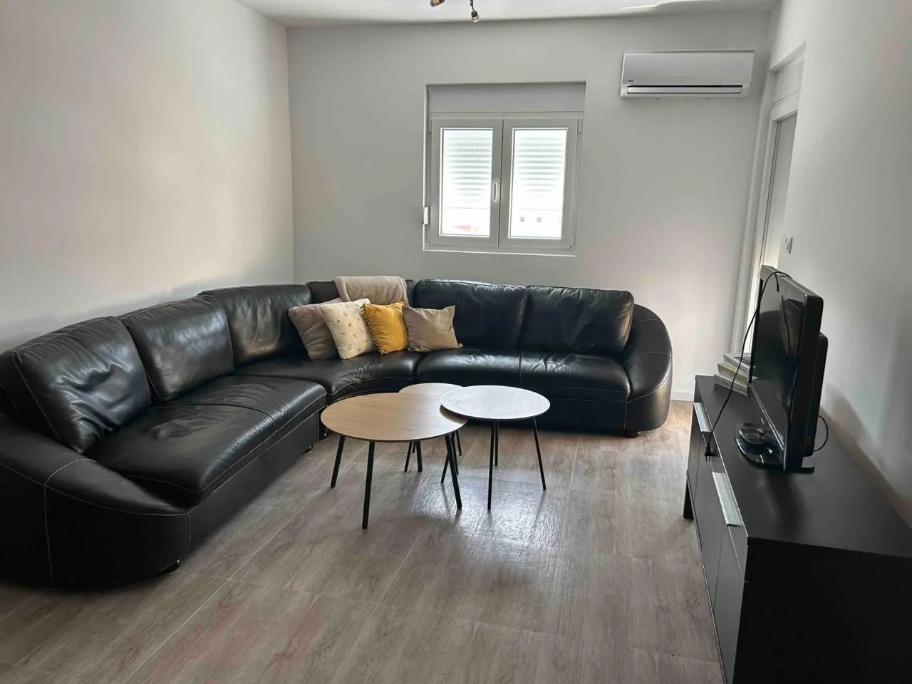 Rent, one bedroom apartment, 45m², Ilino, Bar