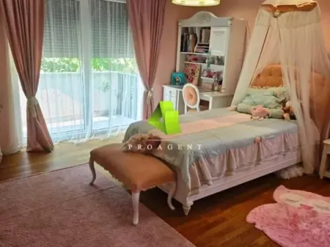 Prodaja, kuća, 377m², Palilula, Niš - image 8