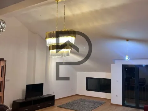 Izdavanje, stan, 150m², Tološi, Podgorica - image 7