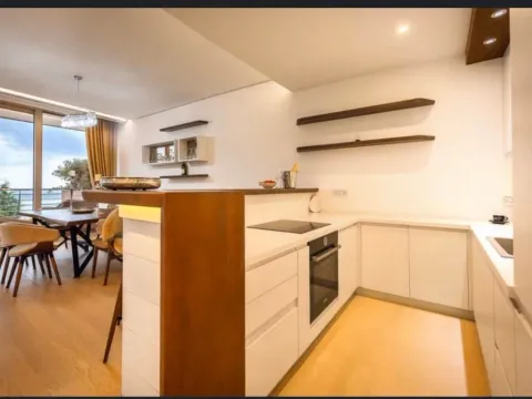 Izdavanje, dvosoban stan, 170m², Dukley Gardens, Budva - image 8