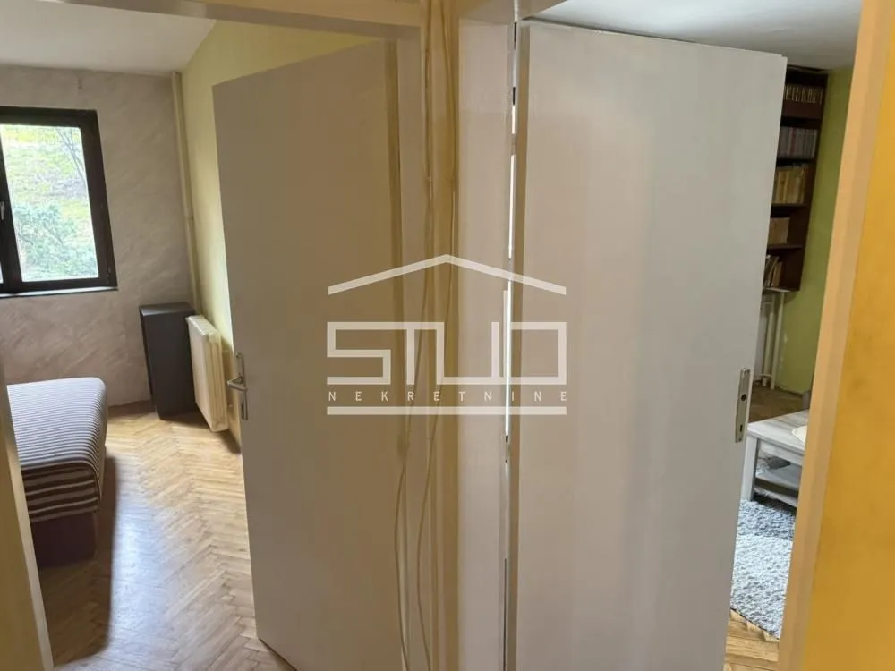 Prodaja, trosoban stan, 72m², Čukarica, Beograd